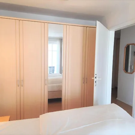 Apartment 408, Seepark *