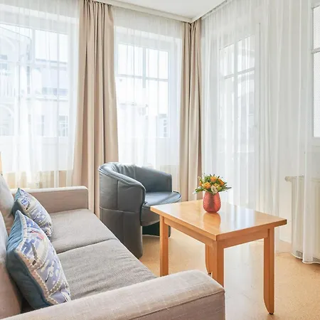 408, Seepark Apartment *